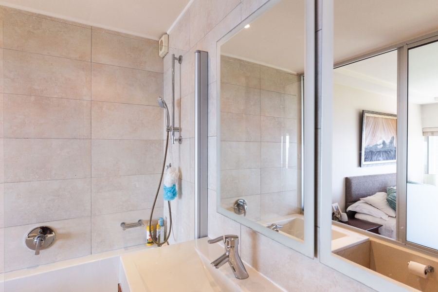 2 Bedroom Property for Sale in Mouille Point Western Cape